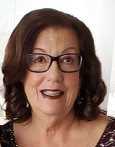 A headshot of Julie Lynch.